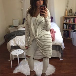 Scrapbook boho drape knit tunic w/lace detail